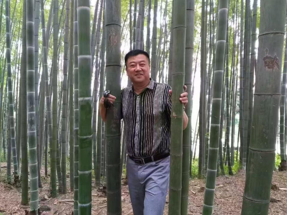 中诗社黑龙江分社顾问：许长林