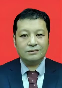 	中诗社黑龙江分社顾问：花雨